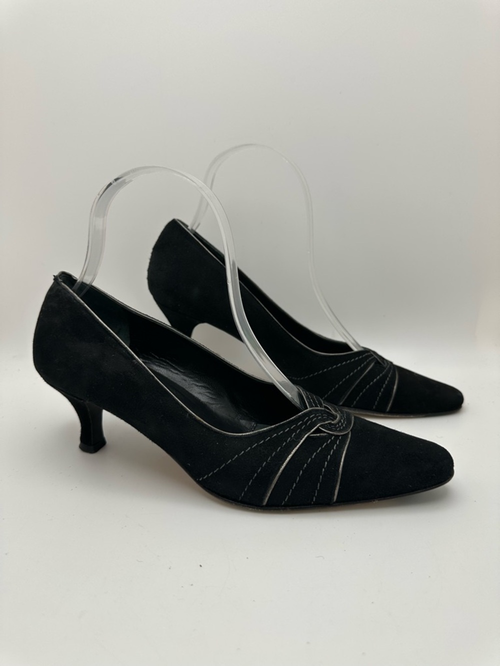 Prevata Black Low Leather Suede Heels Size 6.5B Stitch Detail Italy